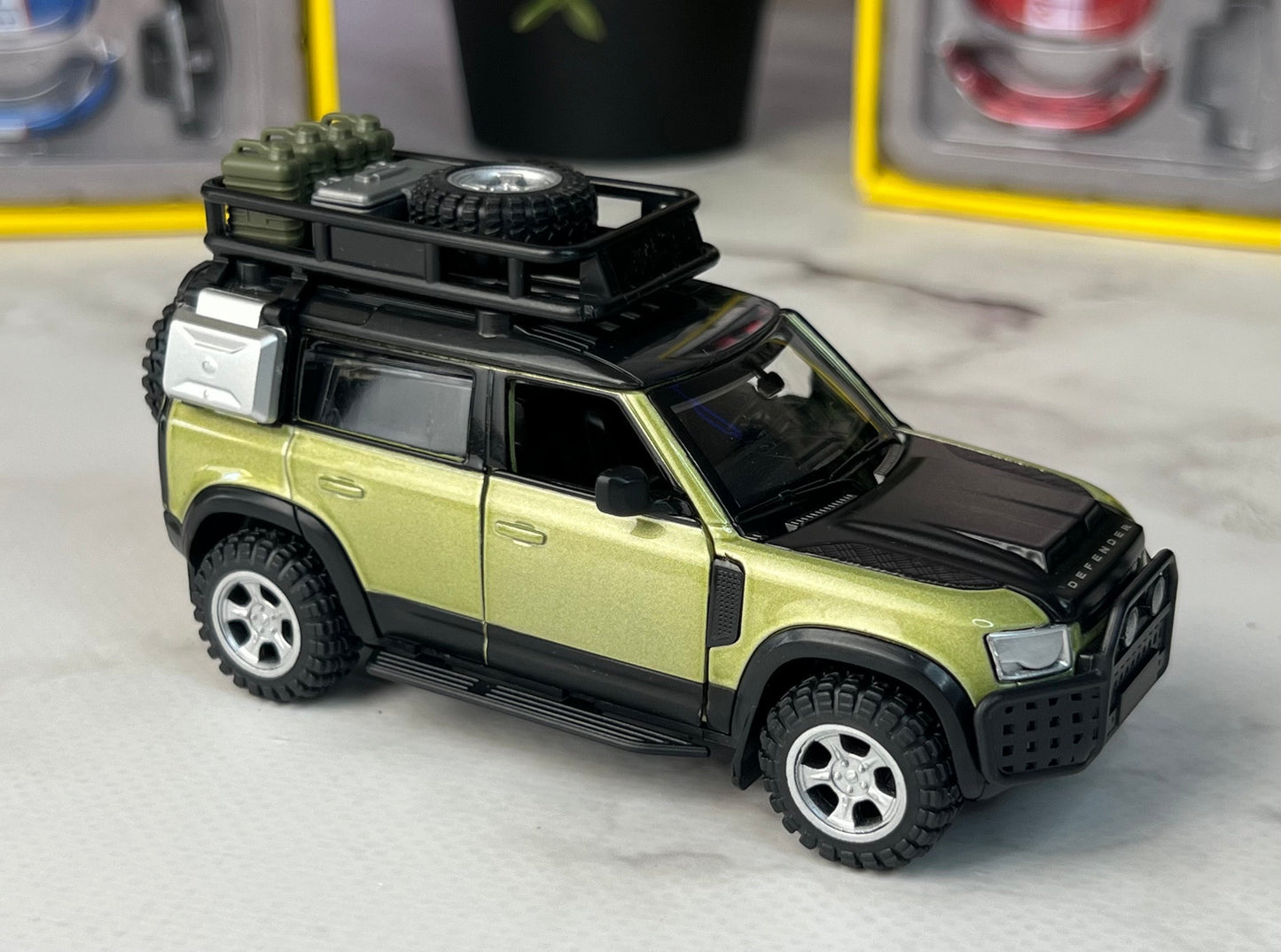 Land Rover Defender 110™